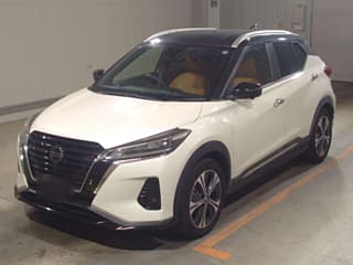 2021 NISSAN KIX