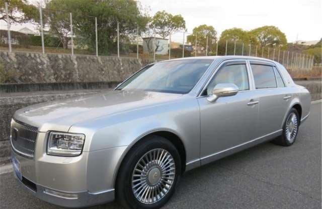 2022 TOYOTA CENTURY