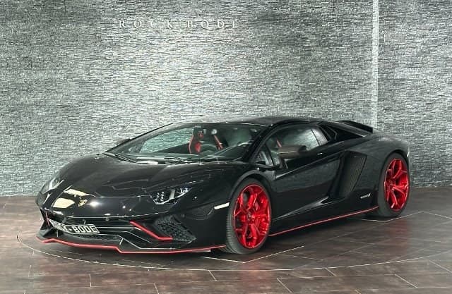 2019 LAMBORGHINI AVENTADOR