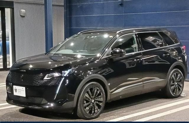 2023 PEUGEOT 5008