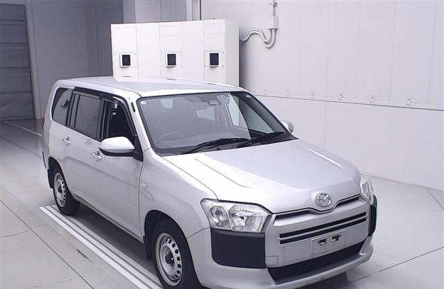 2020 MAZDA FAMILIA