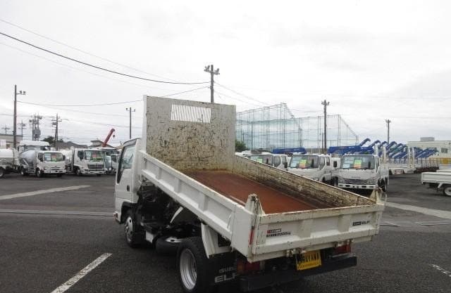 2023 ISUZU ELF