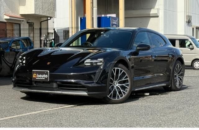 2022 PORSCHE TAYCAN