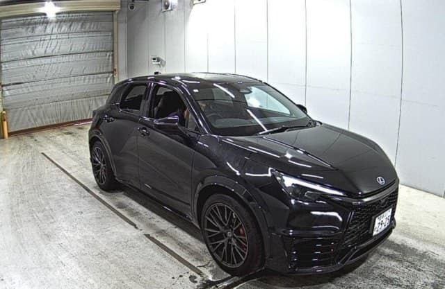 2025 LEXUS LBX