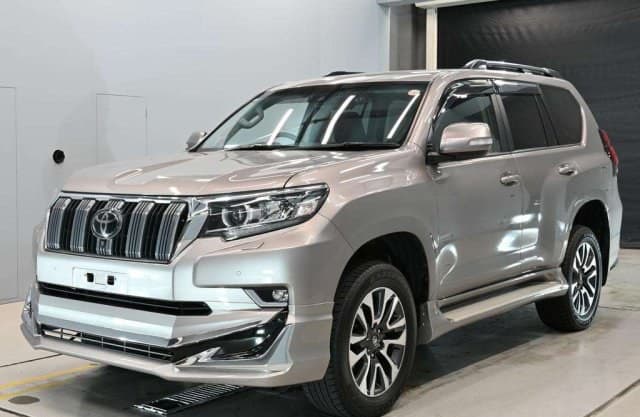 2023 TOYOTA LAND CRUISER PRADO