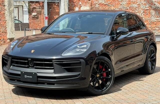 2024 PORSCHE MACAN