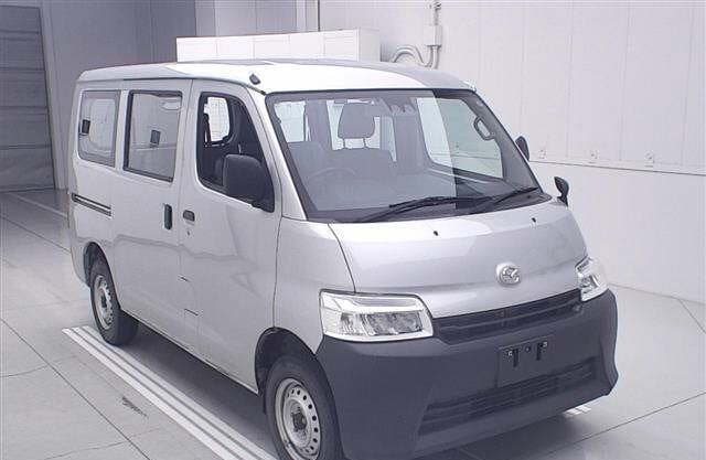 2023 MAZDA BONGO