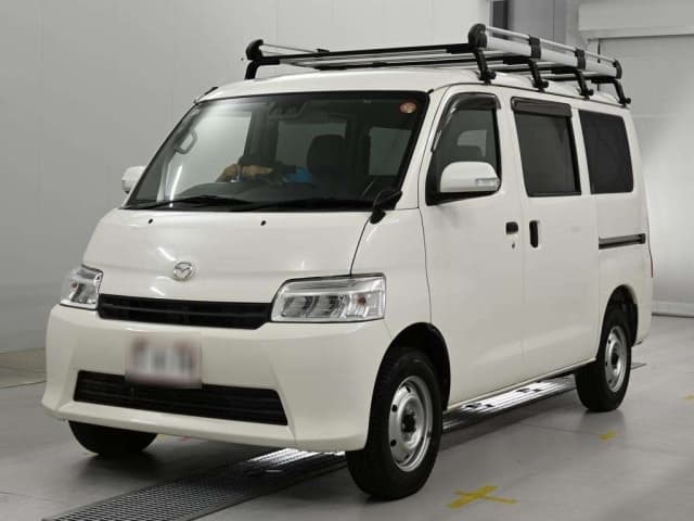 2022 MAZDA BONGO VAN