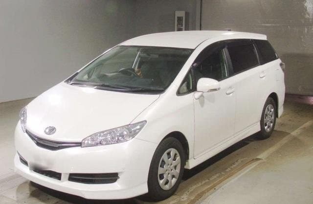 2017 TOYOTA WISH
