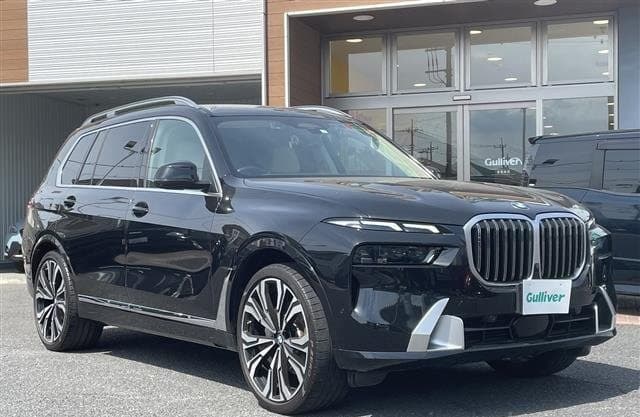 2023 BMW X7