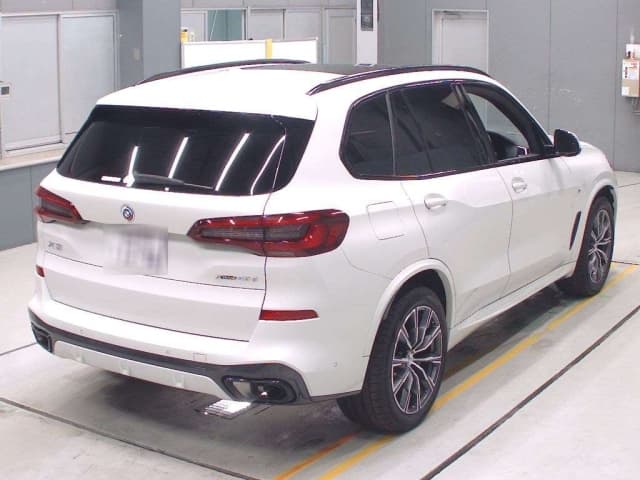 2023 BMW X5 SERIES