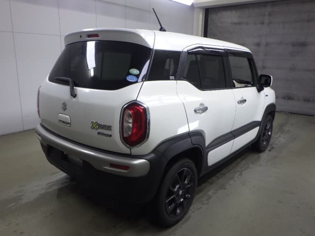 2018 SUZUKI XBEE