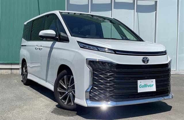 2026 TOYOTA VOXY