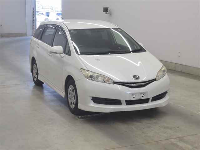 2017 TOYOTA WISH