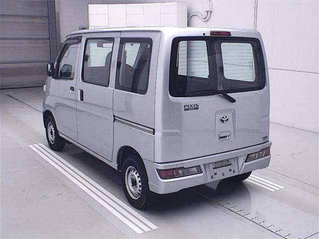 2021 TOYOTA PIXIS VAN