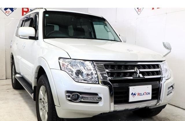 2019 MITSUBISHI PAJERO