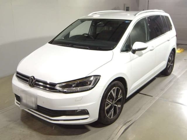 2026 VOLKSWAGEN GOLF TOURAN