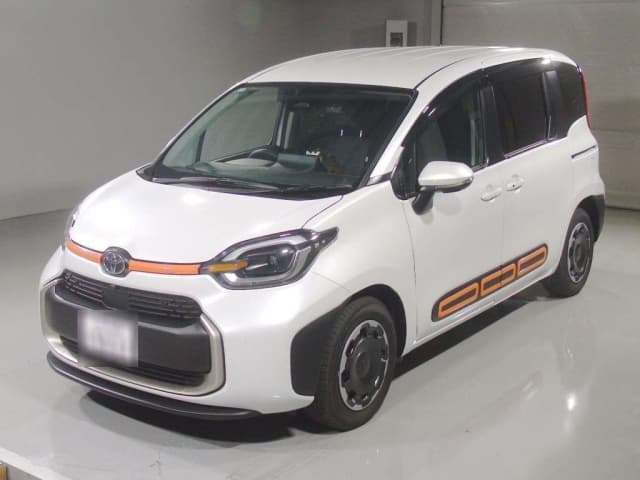 2026 TOYOTA SIENTA