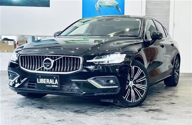 2021 VOLVO S60