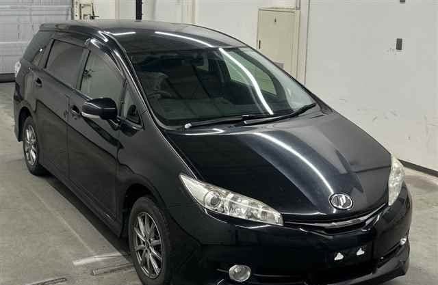 2017 TOYOTA WISH