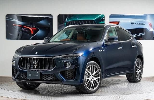 2022 MASERATI LEVANTE