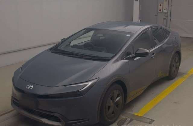 2026 TOYOTA PRIUS