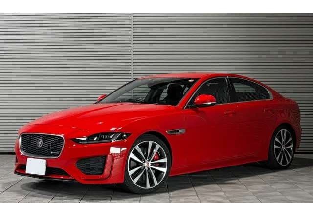 2019 JAGUAR XE