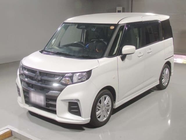 2025 MITSUBISHI DELICA D2