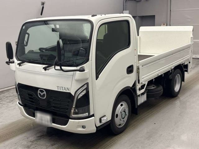2026 MAZDA TITAN
