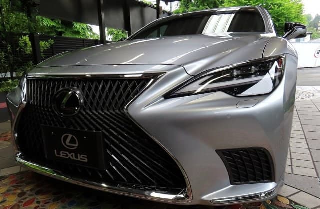 2024 LEXUS LS