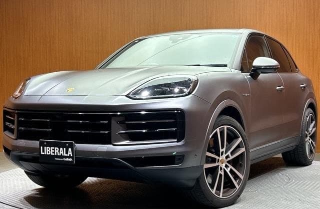 2024 PORSCHE CAYENNE