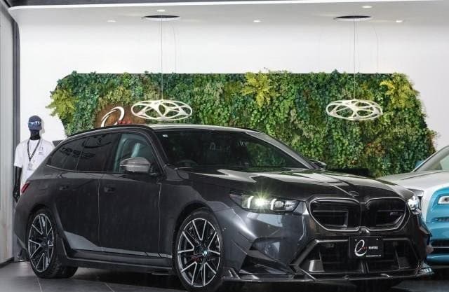 2025 BMW M5