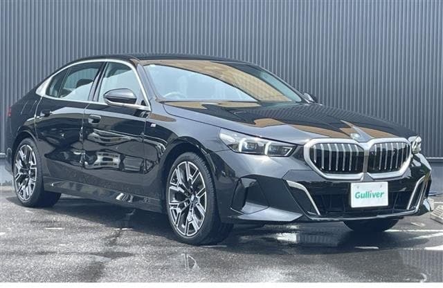 2025 BMW 5 SERIES