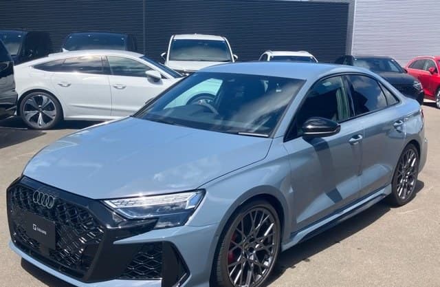 2025 AUDI RS3