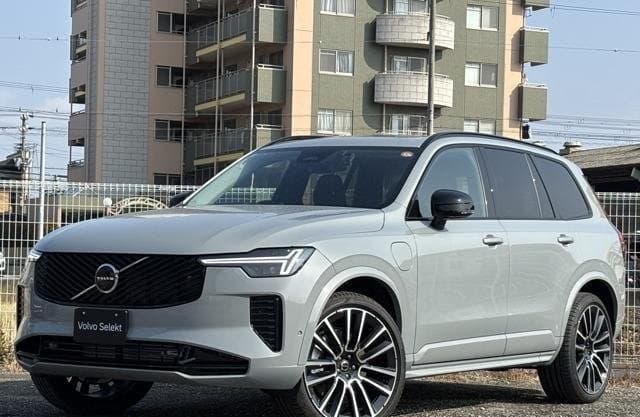 2025 VOLVO XC90