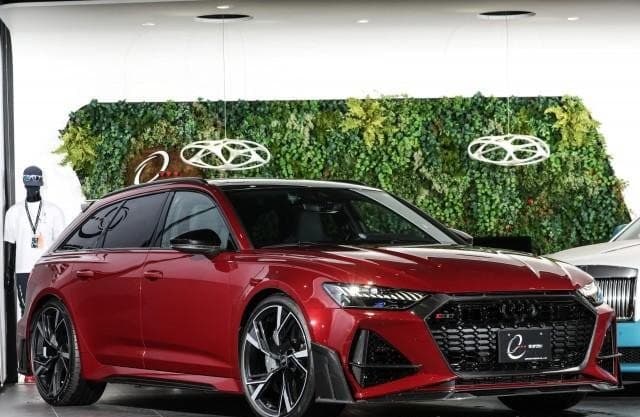 2021 AUDI RS6 AVANTE