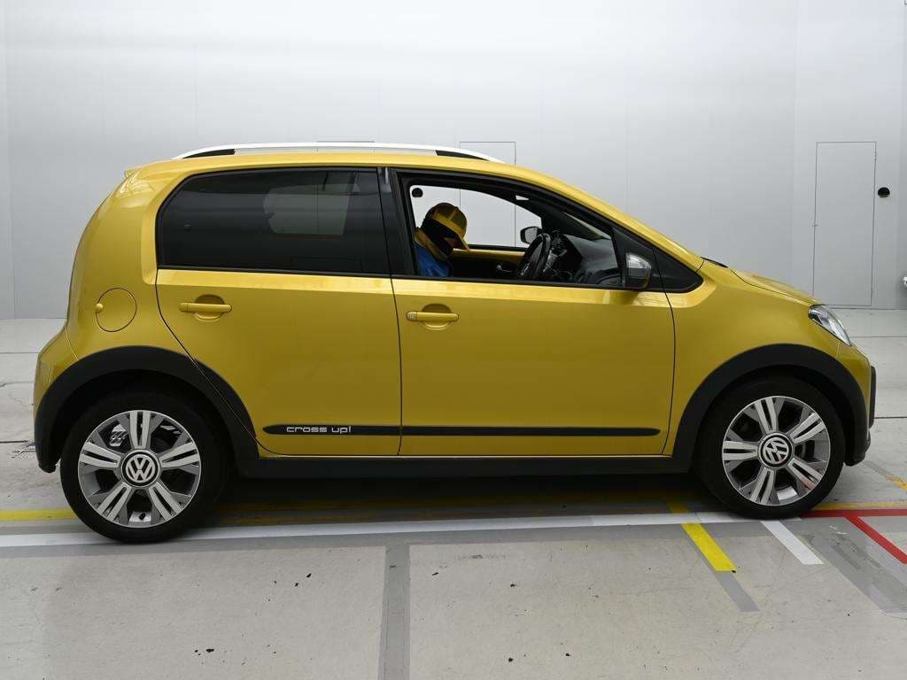 2020 VOLKSWAGEN UP
