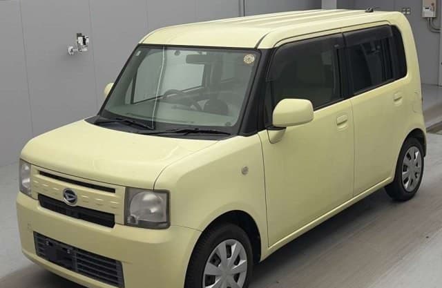 2015 DAIHATSU MOVE CONTE