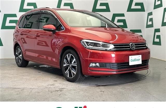 2021 VOLKSWAGEN GOLF TOURAN
