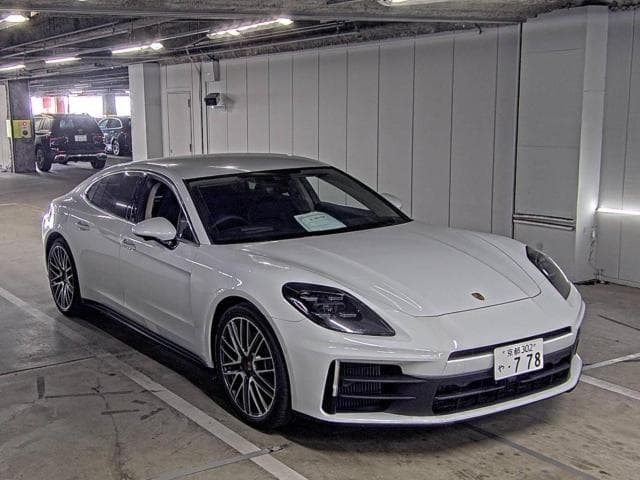 2026 PORSCHE PANAMERA