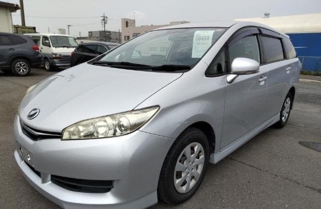 2017 TOYOTA WISH