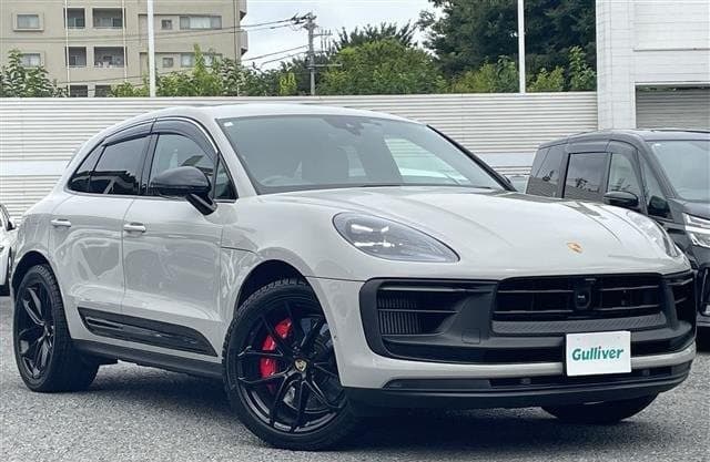 2024 PORSCHE MACAN