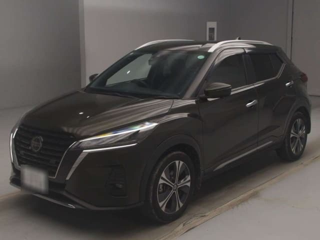 2021 NISSAN KIX